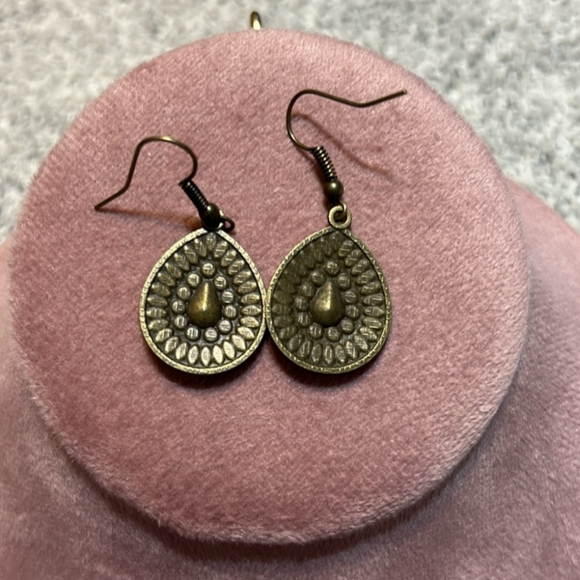 Multi Colored Boho Dangle Earrings NWT - Picture 2 of 2